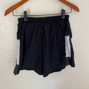 Nike Black Running Shorts with Lining (Small)